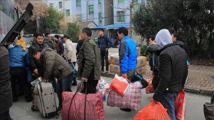 农民停工令最新政策,面对停工令农民工的生存谁来保障