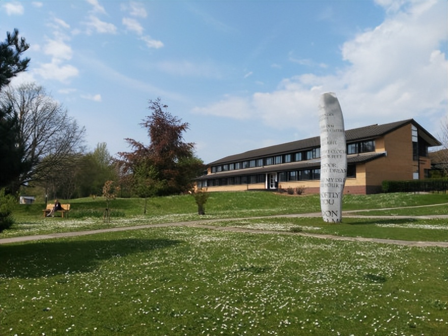 约克大学——卓越教学框架的金奖大学，诞生了15位英国议会议员