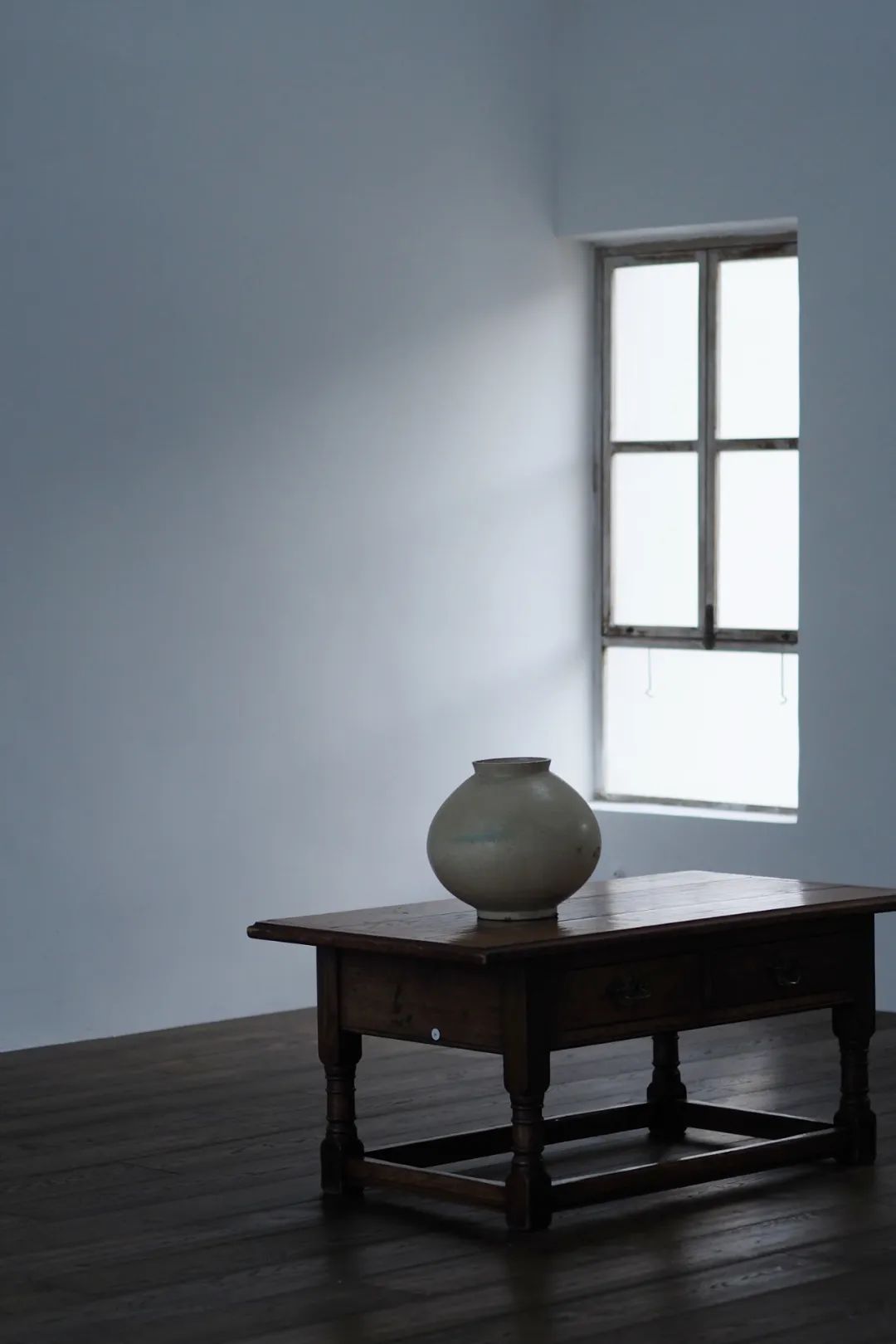 放弃高薪工作，在400m²的“小窝”里，造一所古道具商店