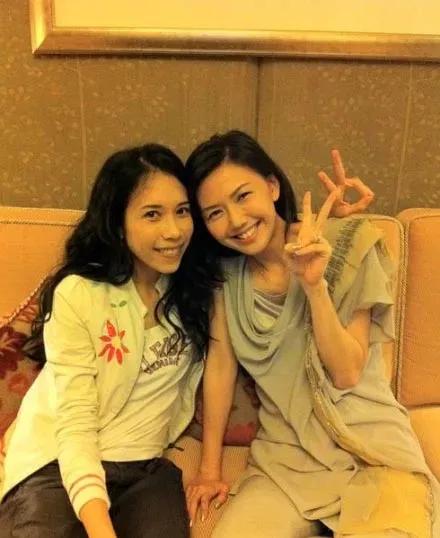 莫文蔚为自己买保险,莫文蔚谈为自己的腿投保