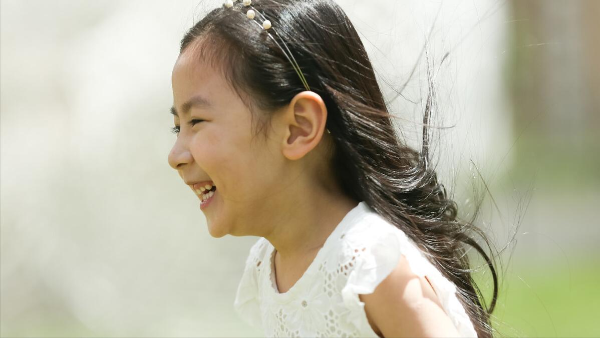 八岁女孩儿被附身,八岁小女孩鬼魂附体的秘密