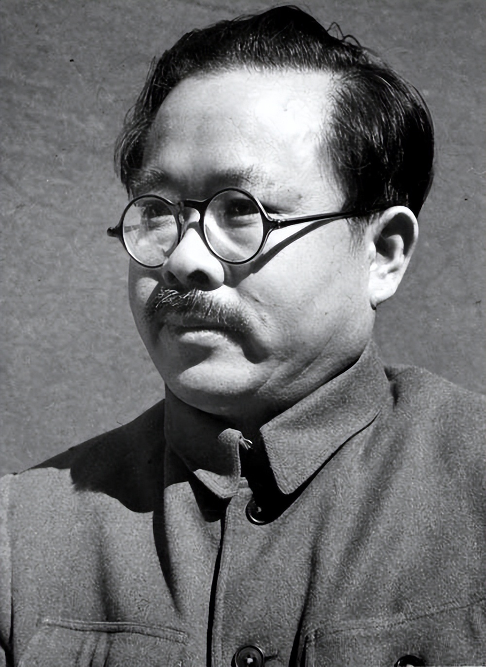 新中国成立后，毛主席只参加过3人的追悼会，他们有何特别之处？