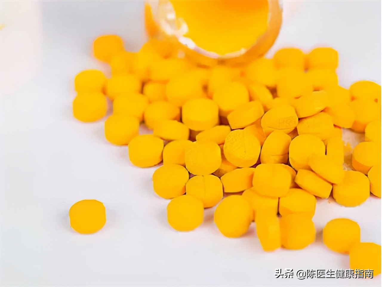 几毛钱的维生素b2治好病,几块钱一瓶的维生素b2