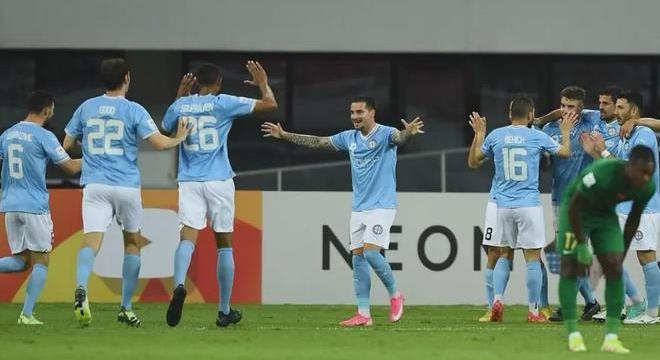 中国年轻球员足球,中国足球小将4-2战胜荷兰闯进决赛