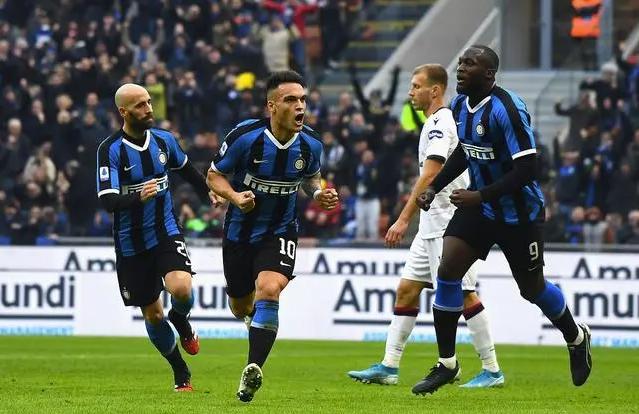 足球比赛欧冠直播曼联vs国米,足球热门赛事欧冠ac米兰vs热刺