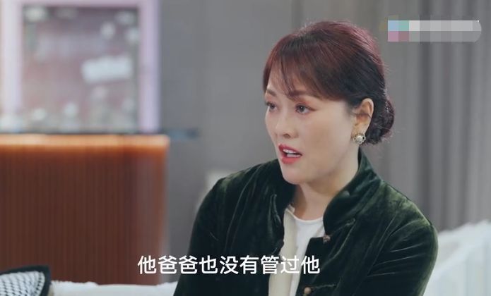 “带货一哥”李佳琦，从月薪三千到年入千万，背后的艰辛谁人知？