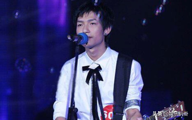 15年前陈楚生,陈楚生真的比张杰强吗