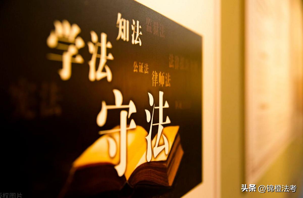 抖音网红“雨衣妹妹”公开硬刚核酸造假，人民利益大于一切