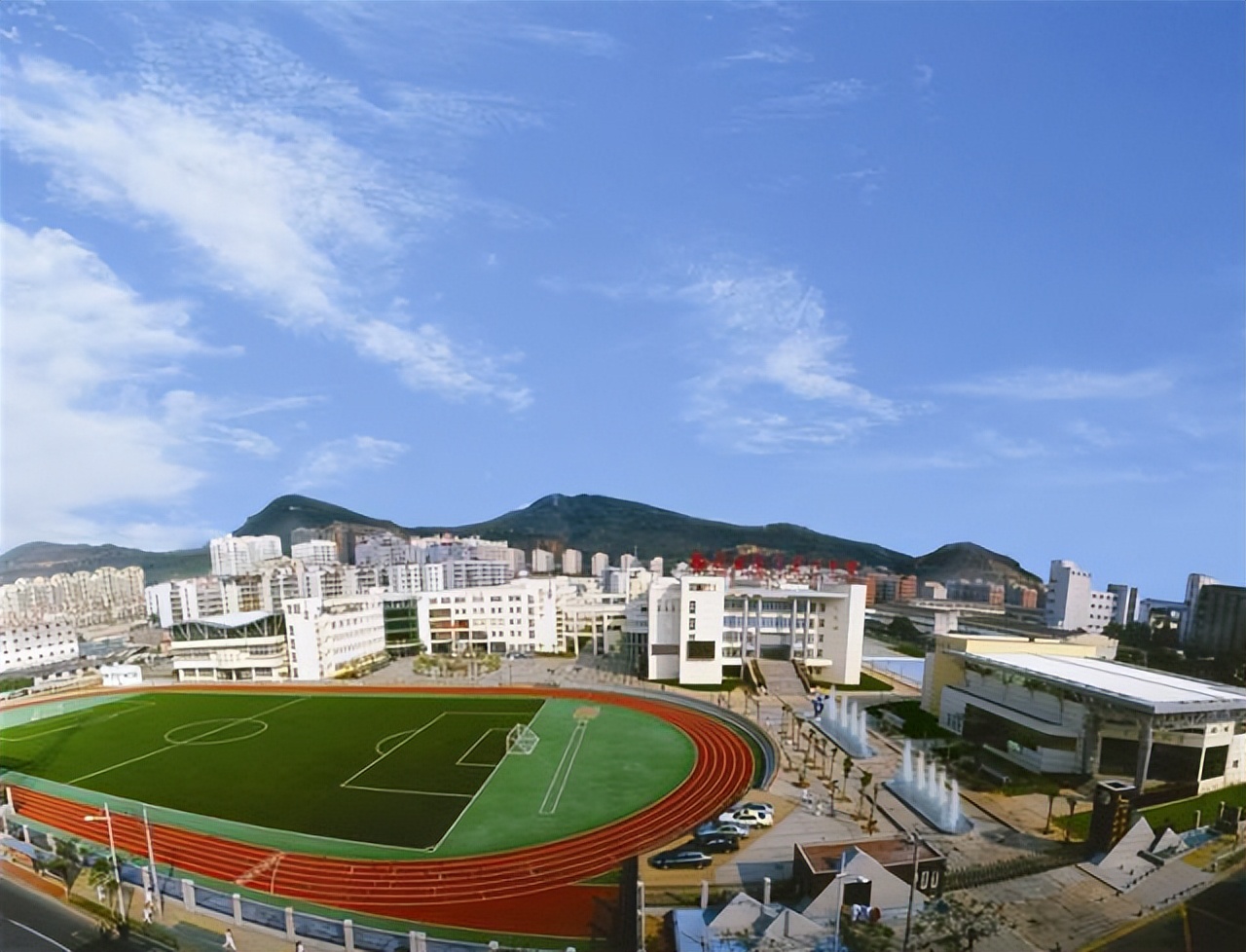 厦门六中高考成绩,厦门六中高考去年录取率