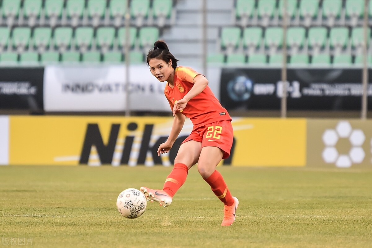 女足精神照亮前行之路,女足精神是永不言弃的拼搏精神