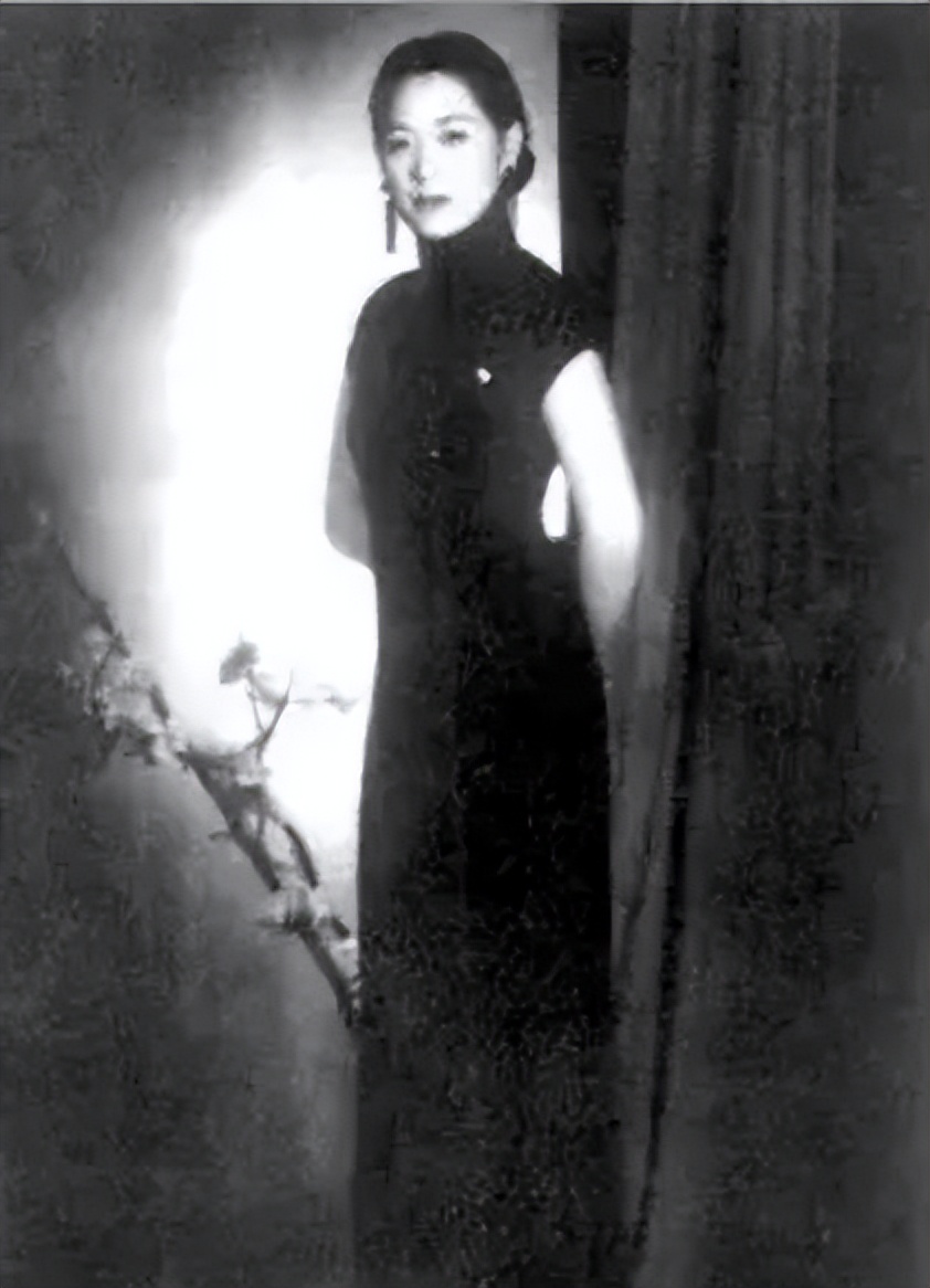 民国旧上海风情录:老太婆哄骗十六少女;*香偷**窃玉的好色之徒