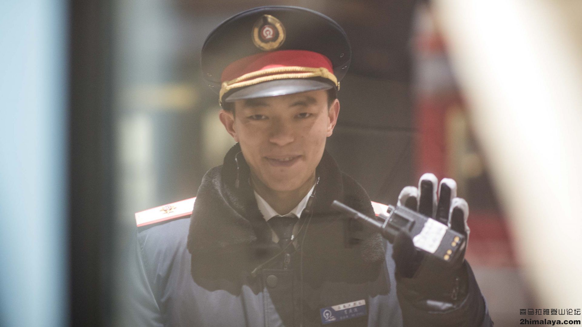 「世界」MonishaRajesh-一位乘坐80趟火车环游世界的女性