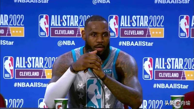 詹皇领衔众球星惊呼库里,nba评论詹姆斯隔扣加内特