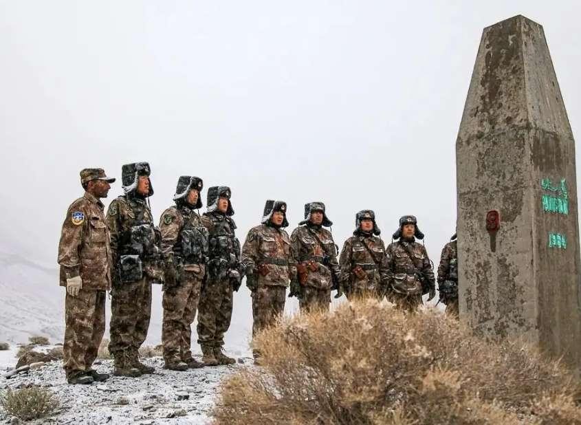 十个家庭九个参军,他们是中国唯一的白种人,也是最爱国民族之一