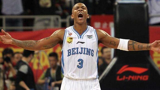 马布里四年三冠总决赛主场夺冠,四年三冠北京马布里