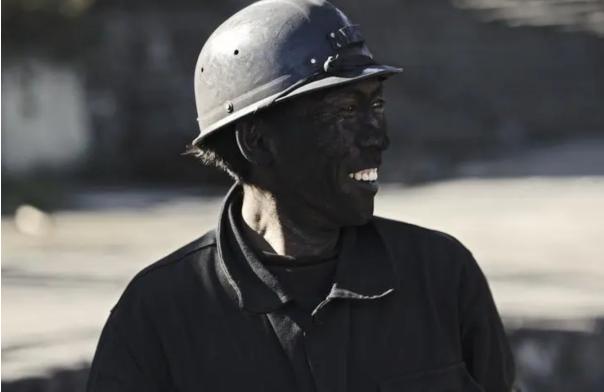 贵州“得道飞仙案”：男干部受*子骗**蛊惑，害死7条命后遁水招魂