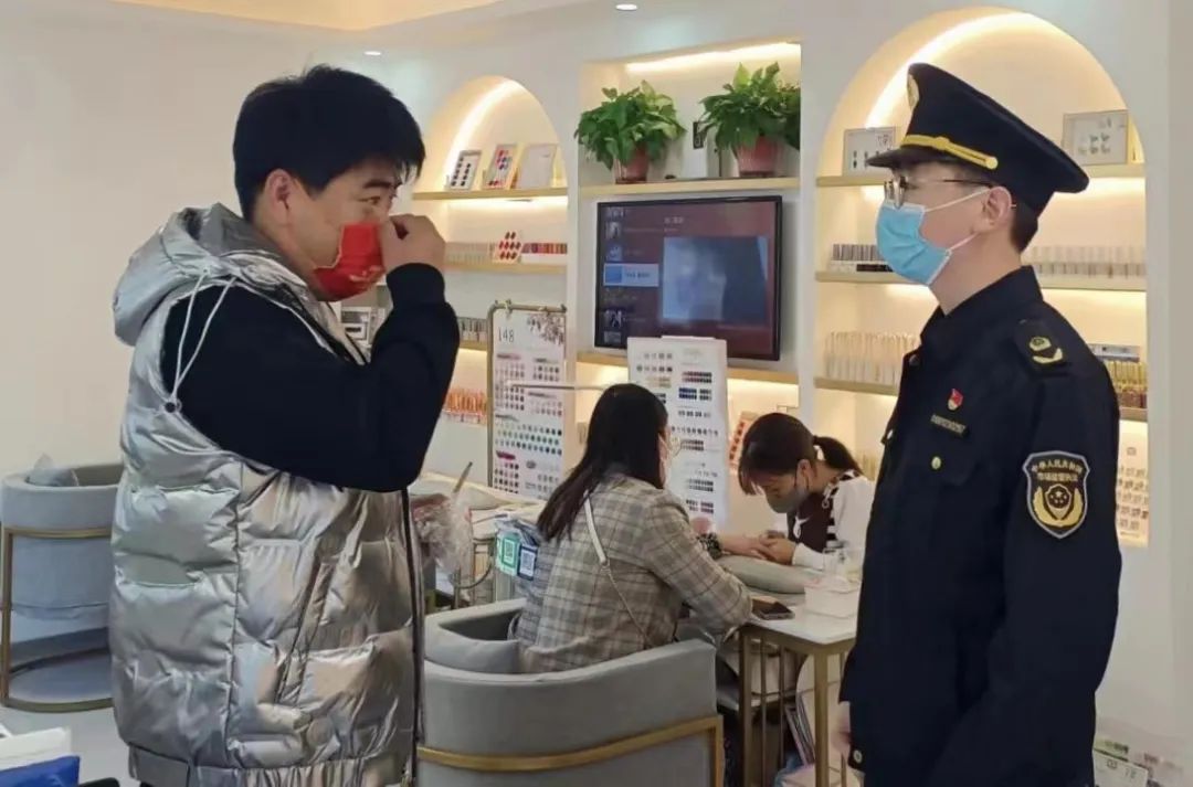 充值2万余元购买美容服务，导致脸部过敏！结果→