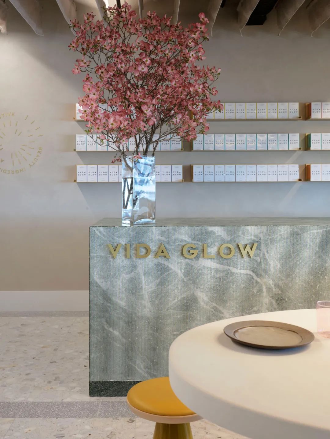 蓝橙色彩构成,活力橙配色装修