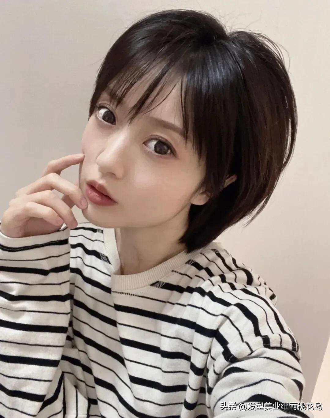 少年发型13岁短发,好看的短发造型少年感