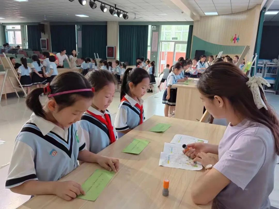 小学关爱学生幸福成长,小学低年级期末无纸测试活动