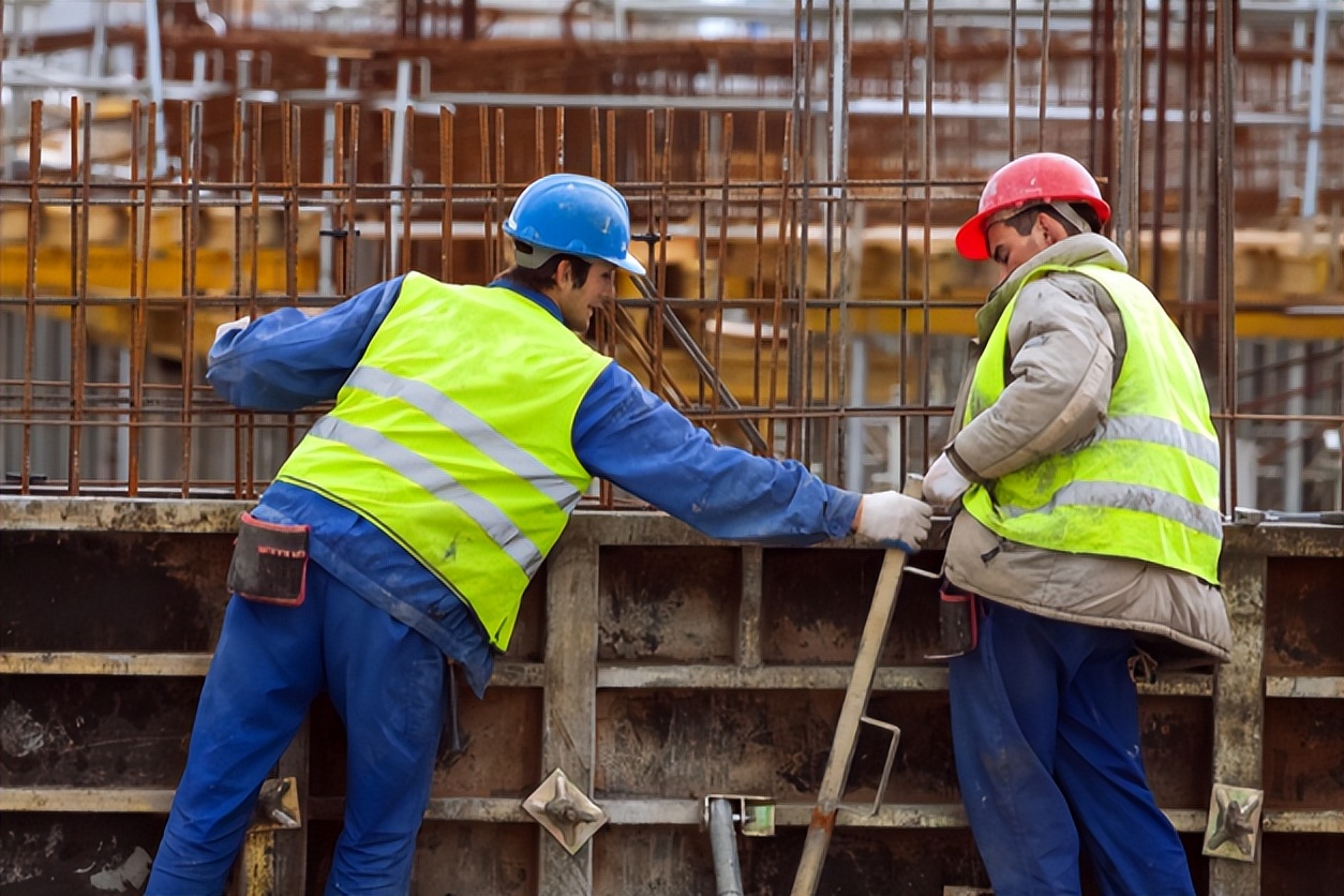 三种行业用工荒月薪过万无人问津,中国用工荒年轻人都去哪儿