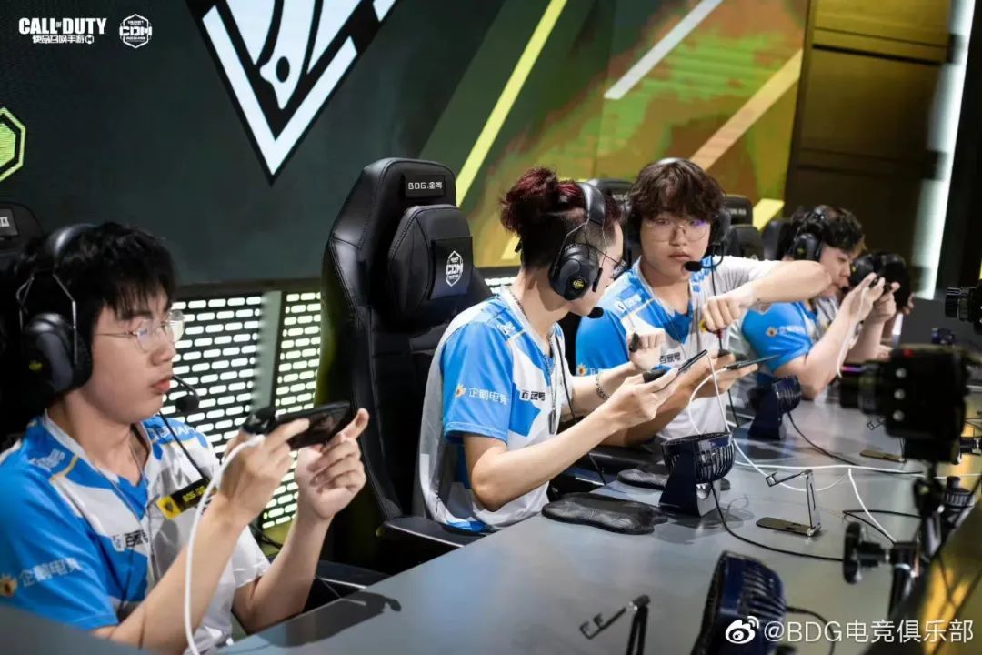 对话BDG俱乐部17岁经理杨皓然：想把队伍做大做强