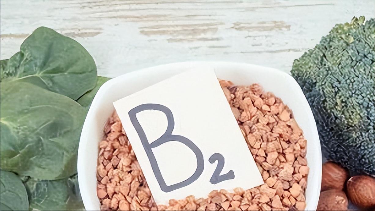 维生素b2片对高血压有哪些功效,维生素b2与高血压药可以同吃吗