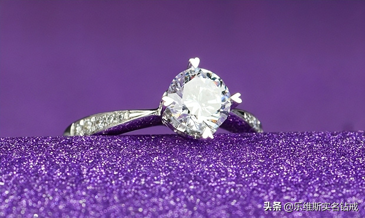 白金戒指pt950可以镶钻吗,pt950戒指上面的是什么钻石