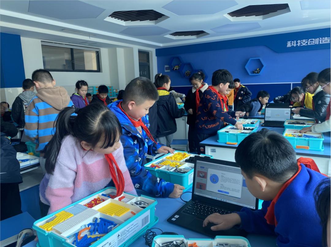 乔司小学,乔司启文小学和杭海路小学