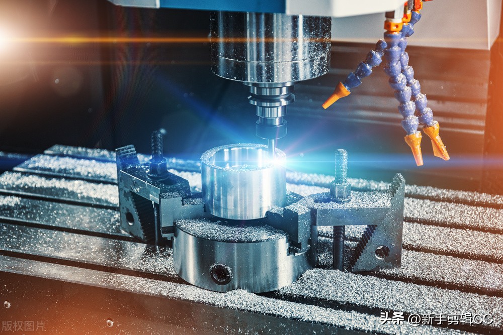 2万多买的周大福钻戒能卖多少钱,周大福钻戒断裂