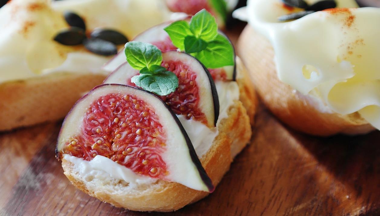 无花果干果的正确吃法,无花果干吃法功效禁忌