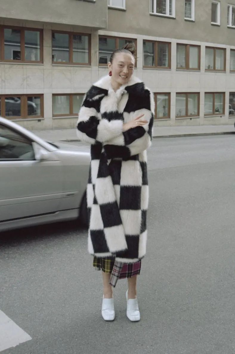 大毛毛的外套,大毛毛外套长款冬天