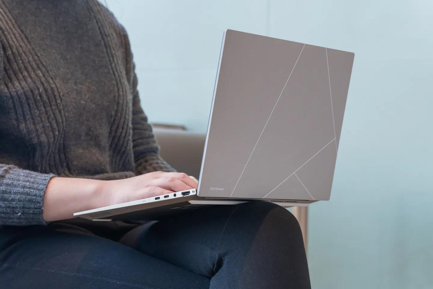 华硕灵耀14i913900h续航实测,华硕灵耀14s高色域深度测评