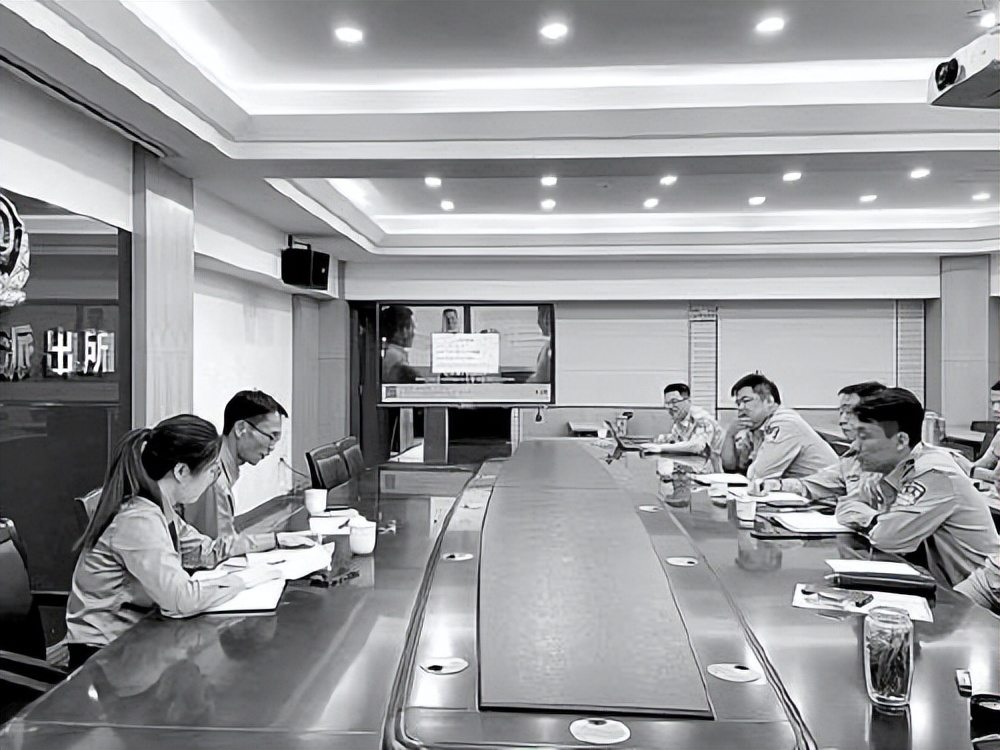 棋牌游戏多种玩法,棋牌游戏app是不是内部人在玩