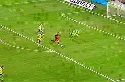 C罗世界杯回顾：十六年，解不开的结与未写完的诗