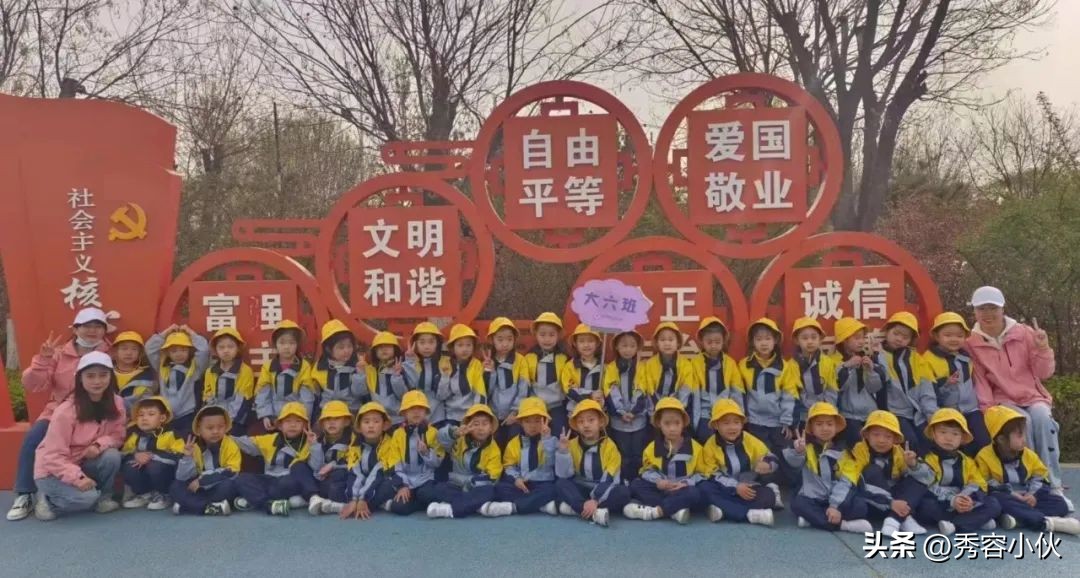 特色幼儿园嘉年华足球联赛,幼儿园足球嘉年华精彩瞬间