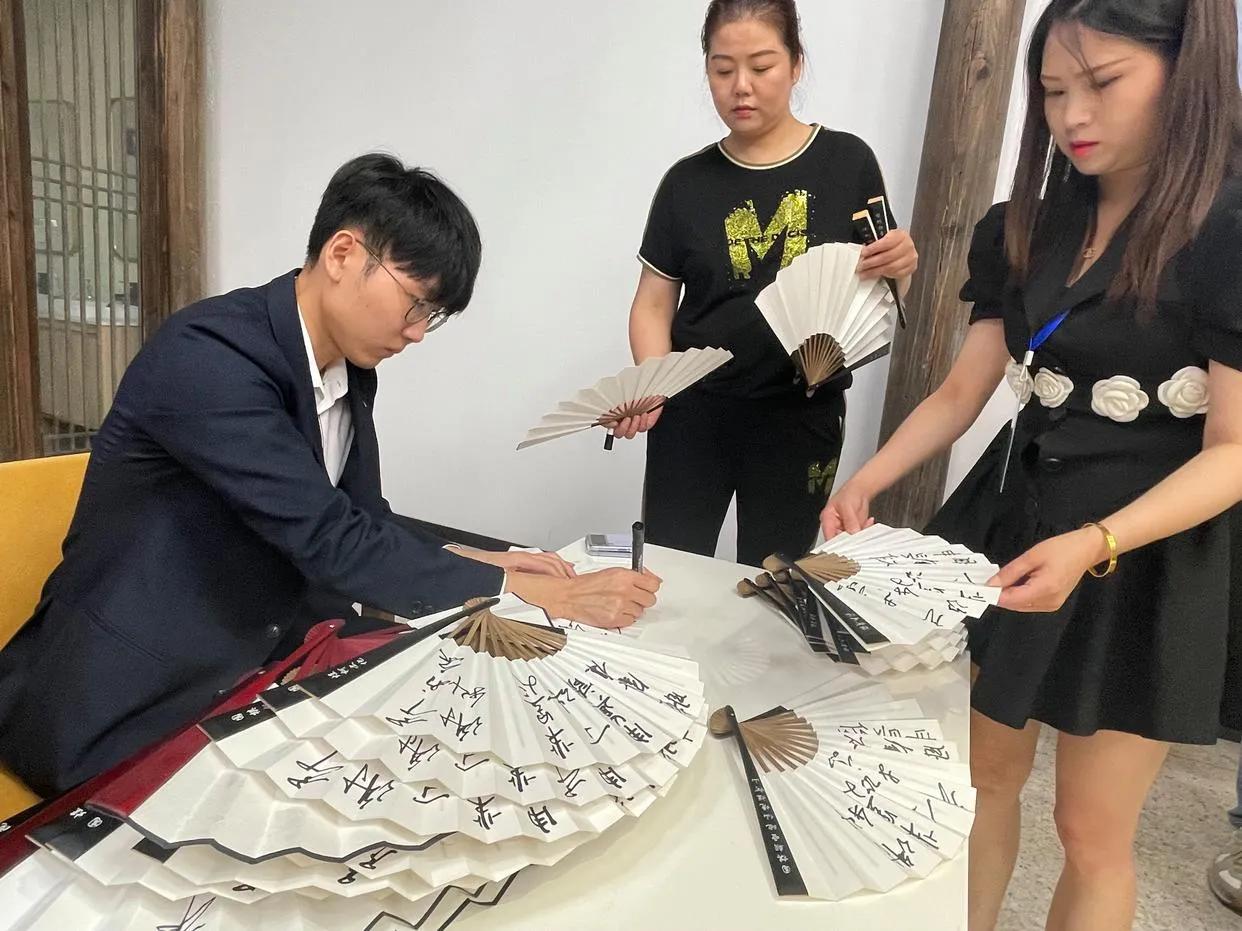 辜梓豪获胜名局欣赏,辜梓豪获最强战冠军