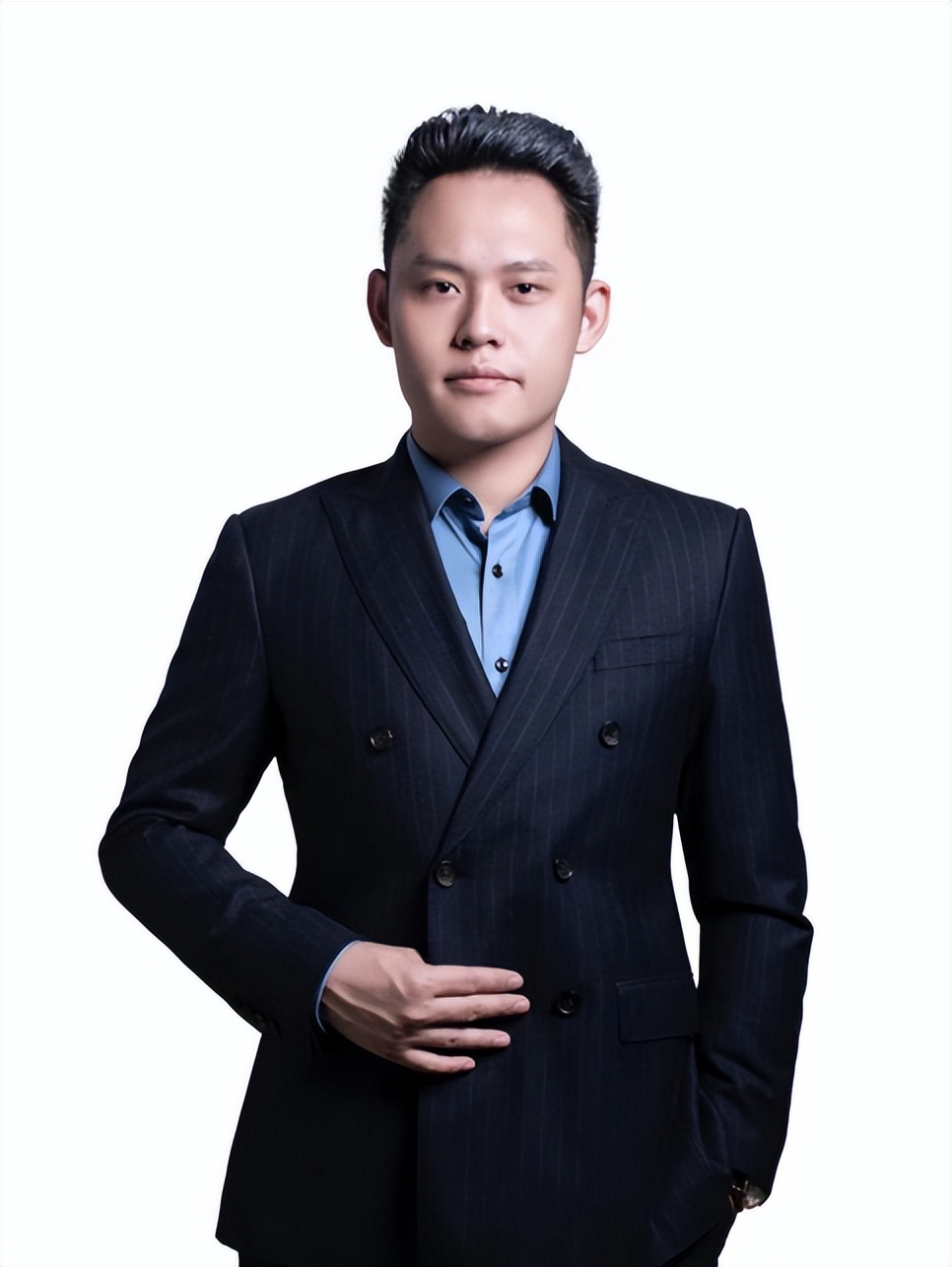 亿华万豪国际刘轩豪：重拳出击哈慕哲（香港）国际潮牌！