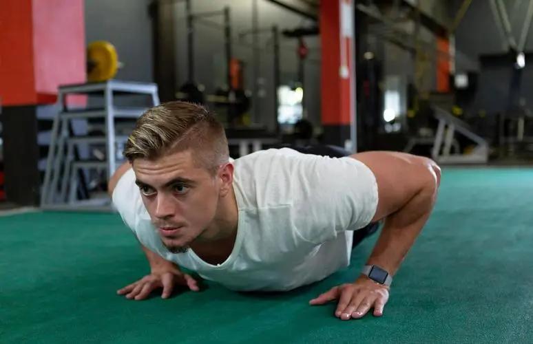 七大黄金健身动作,健身增肌的黄金动作