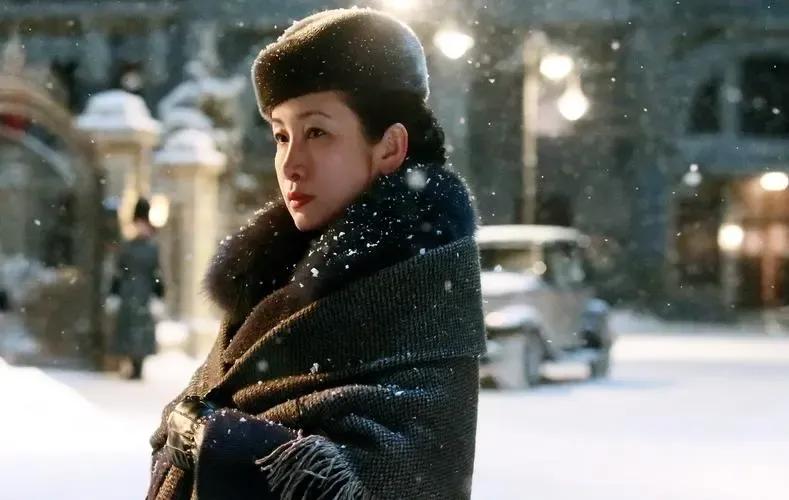 票房近十亿的《悬崖之上》，为什么被称为口碑之作？