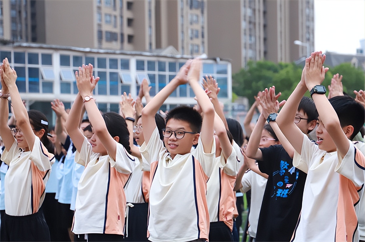 青衿负笈路少年志行意——合肥南小恒盛校区2023届学生毕业典礼