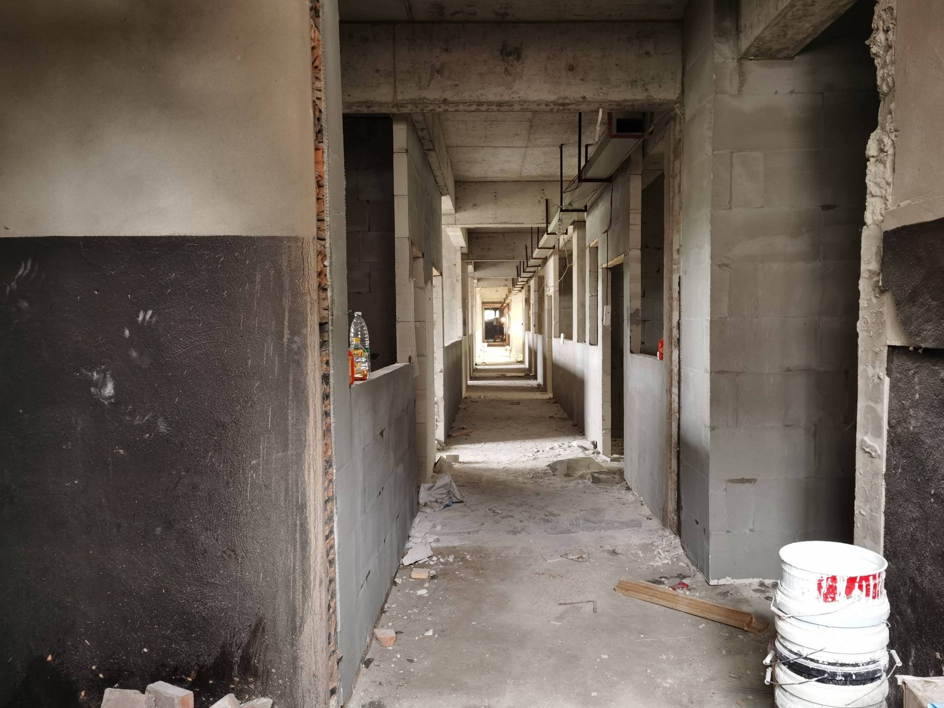 重庆工装公司办公室装修,重庆工装科技企业装修效果图