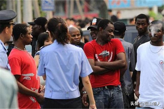 黑人涌入我国留下大量黑二代，该如何解决？日本的做法值得借鉴