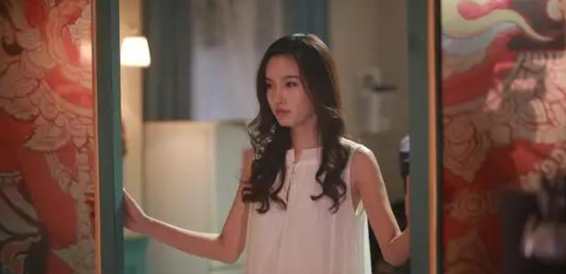 泰国变性第一女星与张家辉,泰国最美变性女星