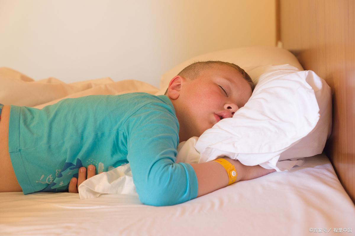 腺样体肥大有鼻涕是好现象么,腺样体肥大孩子鼻子睡觉有鼻涕吗