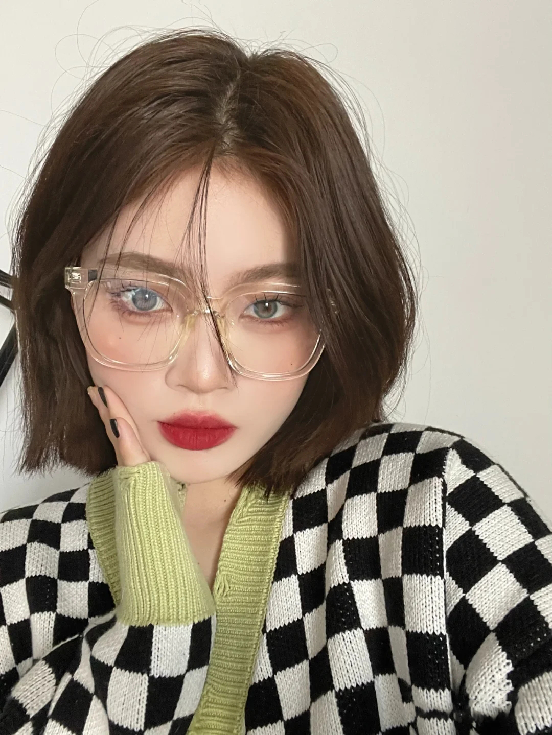 适合任何脸型的锁骨短发女,大方脸女生锁骨短发推荐