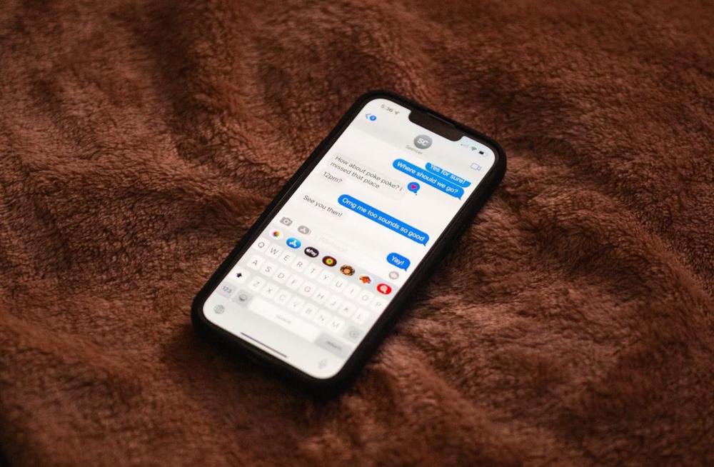 电厂丨iMessage聊天不舒服、橙色暗示买买买，这是苹果、淘宝的颜色“小心机”