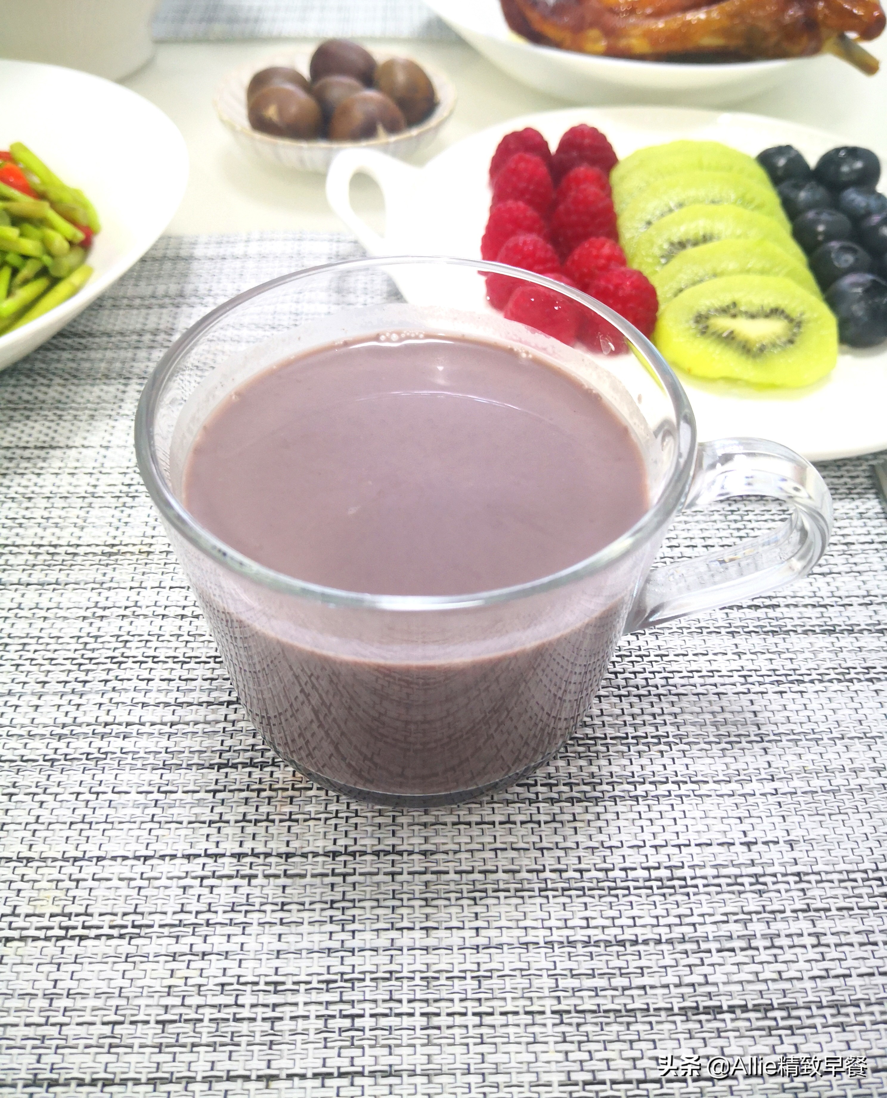 脆皮烤鸡做法烤箱教程,在家就能做的爆汁脆皮烤鸡