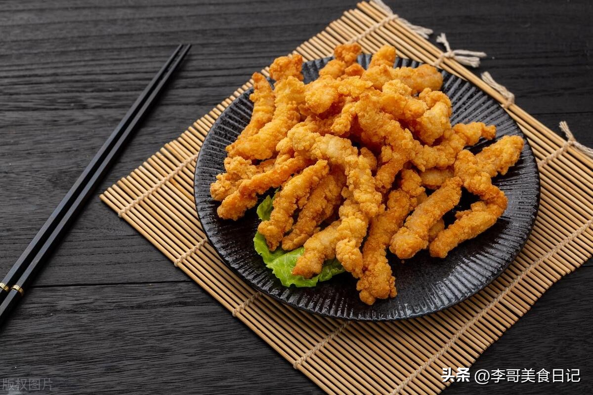 在家也能炸出饭馆味道的小酥肉,葱香浓郁外酥里嫩的小酥肉