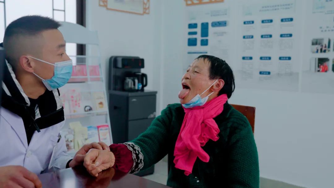 新春走基层送上门的温暖,新春走基层送温暖视频